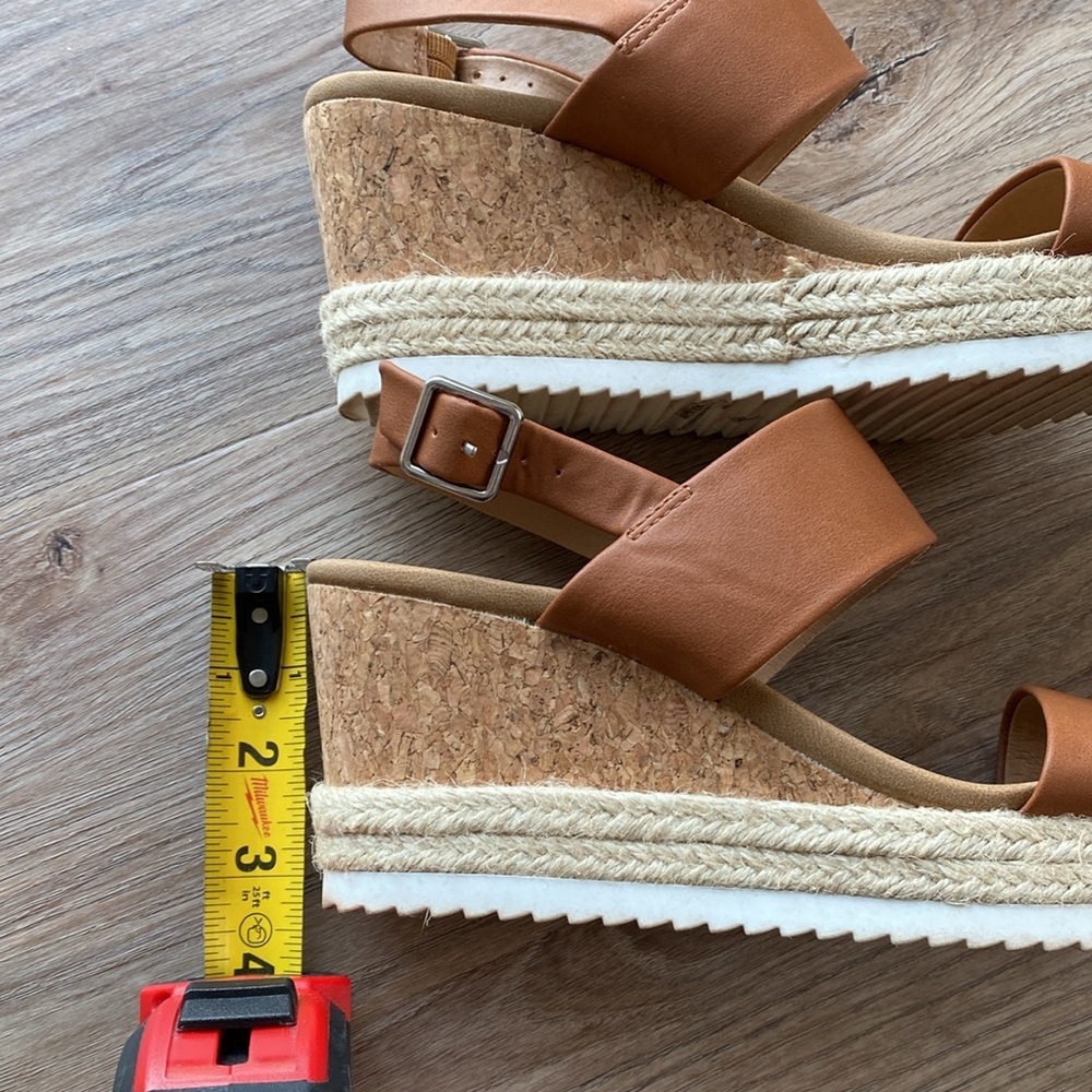 REPORT FOOTWEAR Elmer Sport Bottom Wedge Sandal in Cognac Brown Tan - Picture 10 of 11